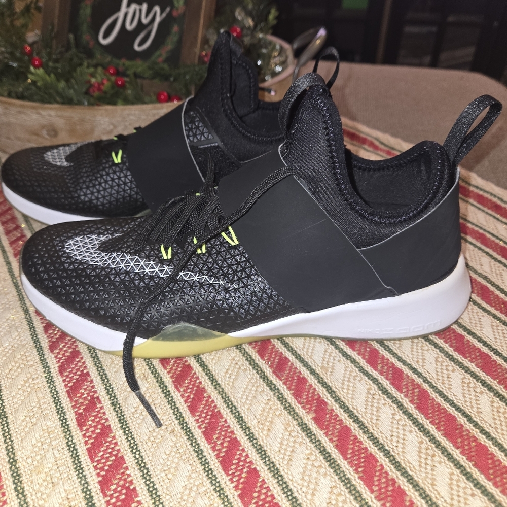 Boy's Nike Shoes